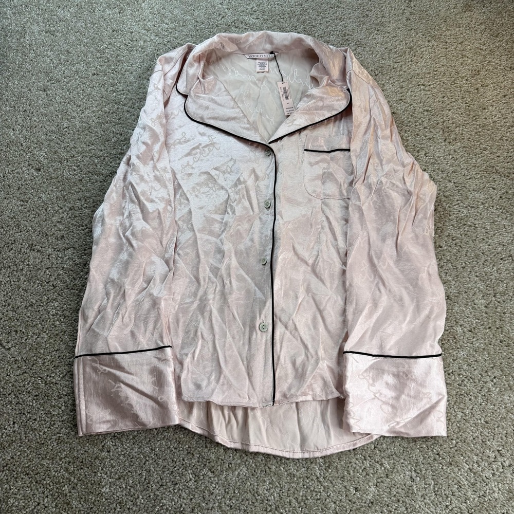 Victoria's Secret Pajama Top Womens Small Pink Satin Long Sleeve Sleepwear
